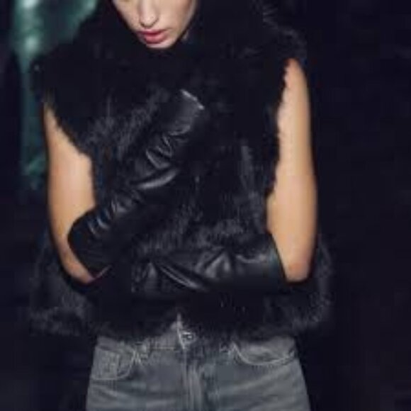 Zara black faux fur cropped blogger vest size M - Picture 3 of 11